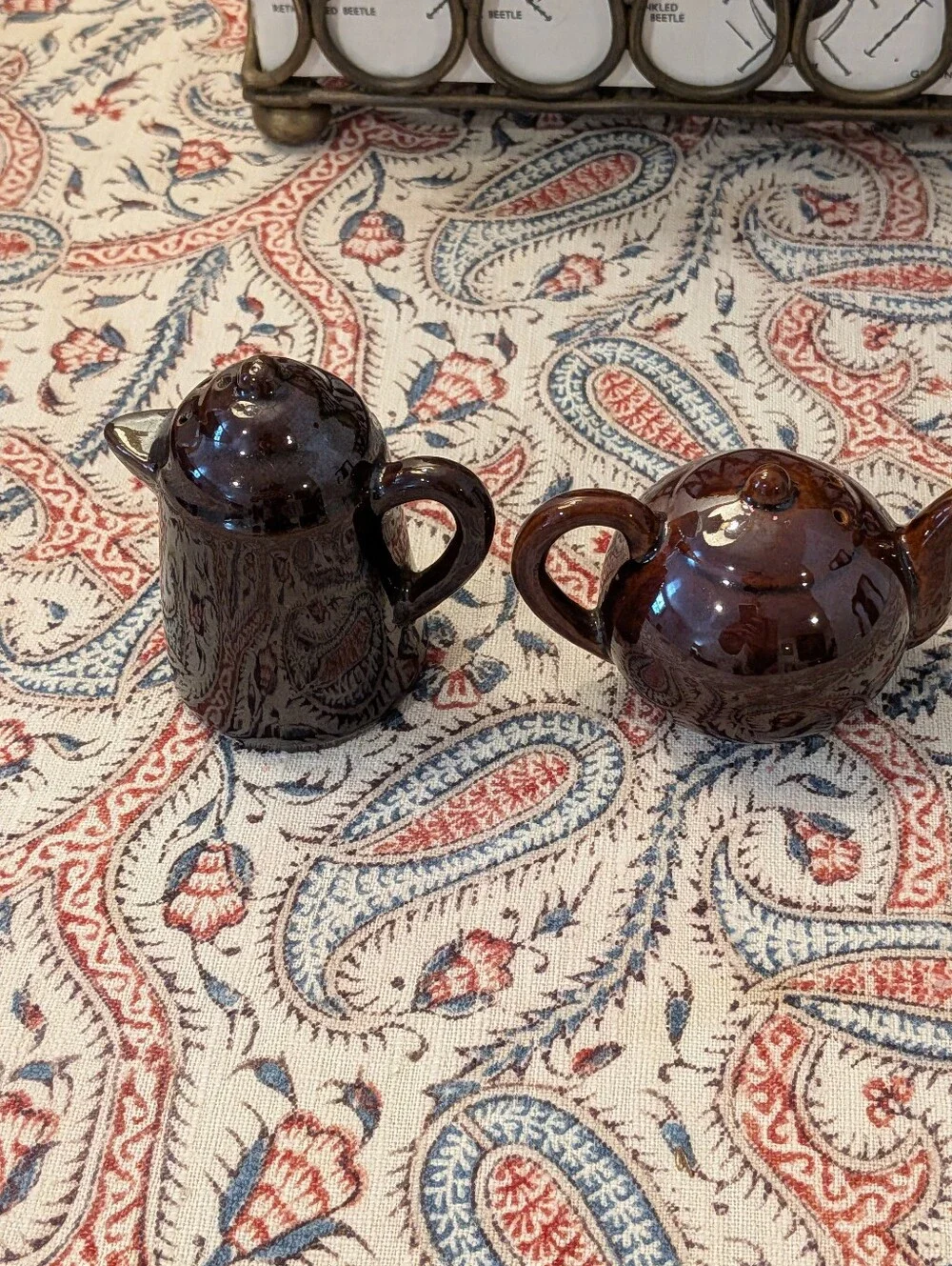 Vtg 1950-60's Coffee & Tea Pot Salt and Pepper Shakers